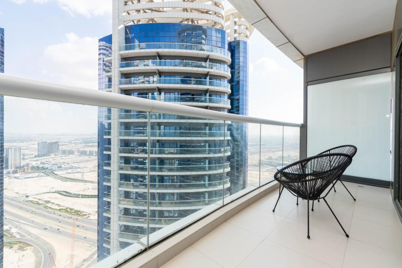Globalstay Damac Towers By Paramount In Business Bay Дубай Экстерьер фото