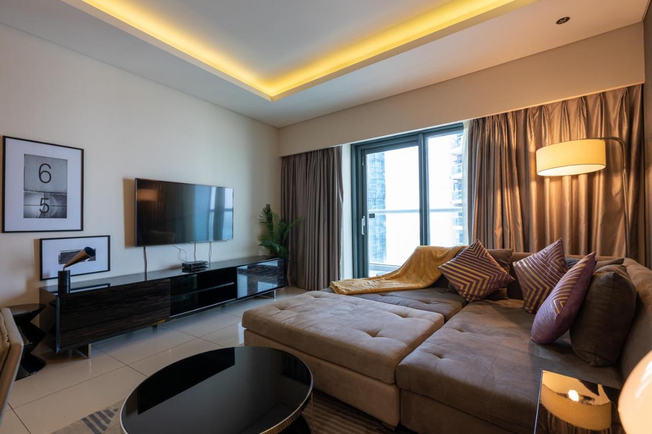 Globalstay Damac Towers By Paramount In Business Bay Дубай Экстерьер фото