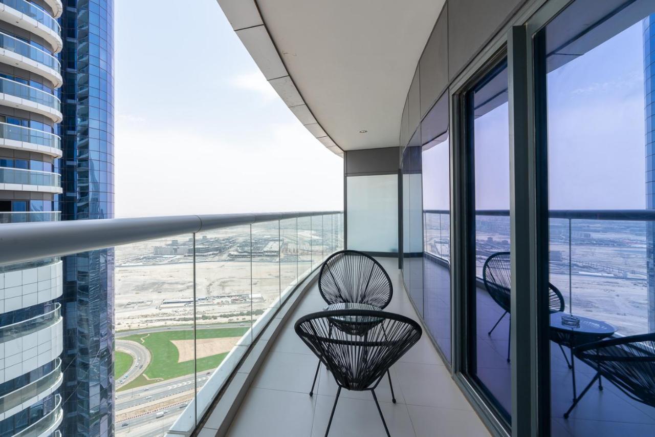 Globalstay Damac Towers By Paramount In Business Bay Дубай Экстерьер фото